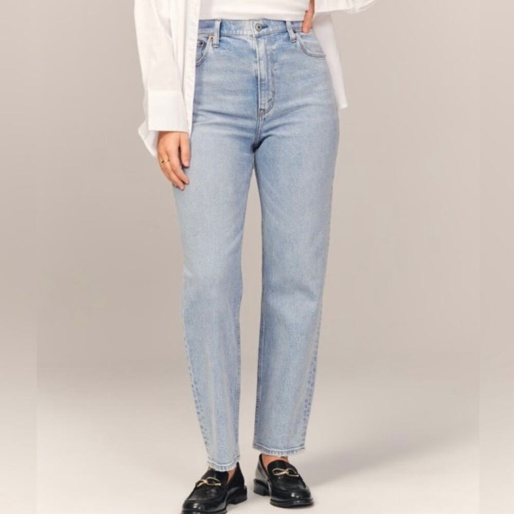 Abercrombie 28/6S The Ankle Straight Ultra High Rise Jeans Curve Love Destroyed
